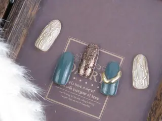 ネイル NAIL Salon IP所属・長谷川 奈緒美のネイルデザイン