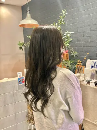 ロング カラー ヤマグチ ユキナのヘアスタイル