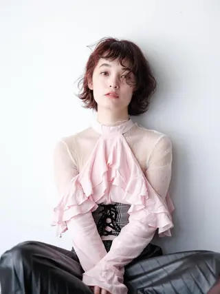 ショート カラー 毛利 萌生のヘアスタイル