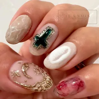 ネイル LE'A NAILSのネイルデザイン