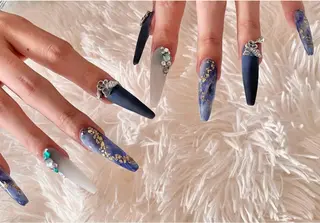 ネイル えくにゃん所属・AMAGASAKI LISAのネイルデザイン