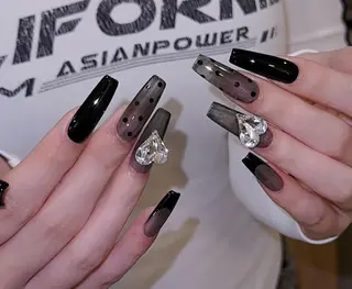 ネイル Pure&Rich Nailのネイルデザイン