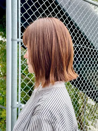 ミディアム 岡田 恭明のヘアスタイル