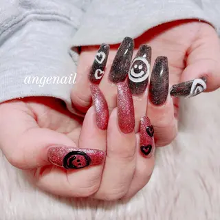 ネイル オーナーネイリスト MAKIのネイルデザイン