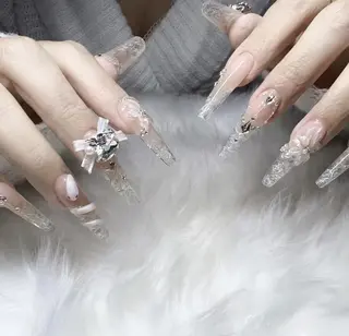 ネイル DEMAIN- 🌹のネイルデザイン