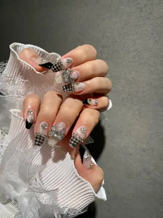 ネイル I-nailロング /ワンホン/キラキラのネイルデザイン