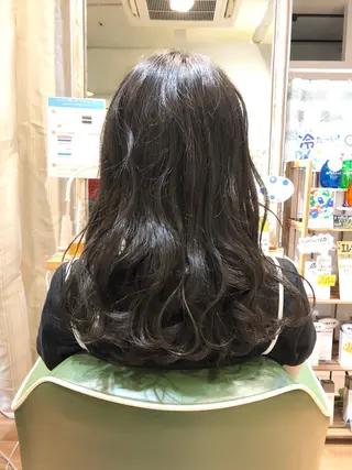 ロング カラー 青野 文香のヘアスタイル