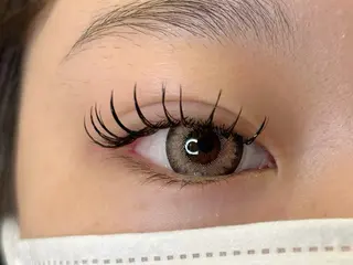マツエク・マツパ elua eyelash所属・elua eyelashの眉毛・アイブロウイメージ