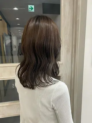 ミディアム akane .のヘアスタイル