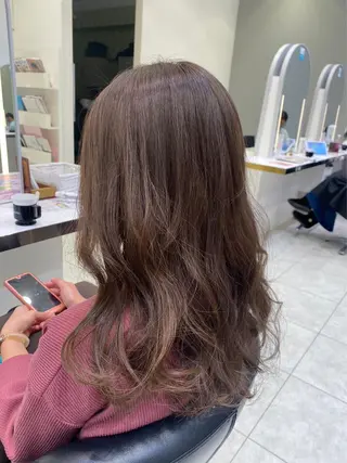 セミロング カラー 🩶米澤 美月🩶のヘアスタイル