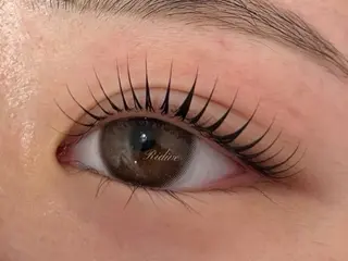 マツエク・マツパ アイブロウサロンRidiveたまプラーザ【眉毛&まつ毛パーマ専門店】所属・Ridive Rinakoのマツエク・マツパデザイン