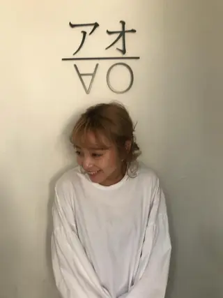 カラー pole/apartment所属・💓パーマ，💗 レイヤーカットのヘアスタイル