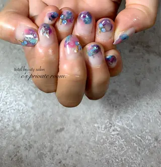 ネイル LAVISH nail salonのネイルデザイン