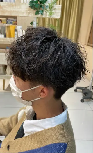 ミディアム パーマ メンズ 本厚木|縮毛矯正/ 酸性スト専門サロンのヘアスタイル