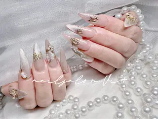 ネイル ✨Nailsalon Vi+✨のネイルデザイン