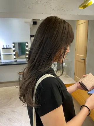 ロング カラー LOREN/ miuのヘアスタイル