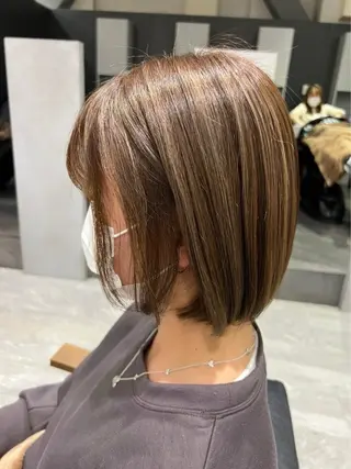 ミディアム カラー 佐藤 凜華のヘアスタイル