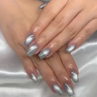 ネイル . 未來のネイルデザイン