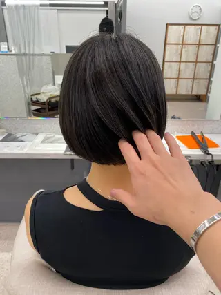 ショート カラー パーマ ヘアアレンジ メンズ キッズ ネイル マツエク・マツパ 京都レイヤーカット/ 縮毛矯正/羽柴りくのヘアスタイル