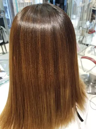 ロング 韓国風パーマ、白髪ぼ かし　マキノタカユキのヘアスタイル