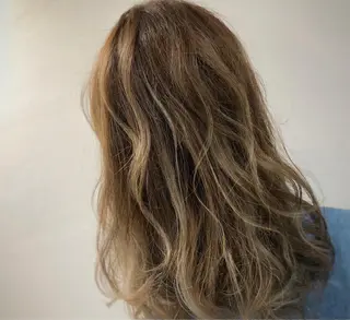 セミロング ノアヘアデザイン町田店所属・ショートヘア特化 mayaのヘアスタイル