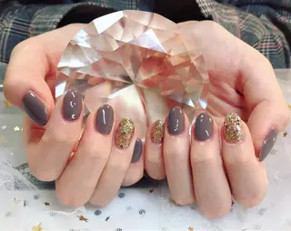 カラー ネイル Q Free nailsのネイルデザイン