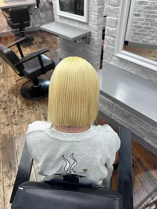 ミディアム カラー 🎀ボブカット🍀 みくのヘアスタイル