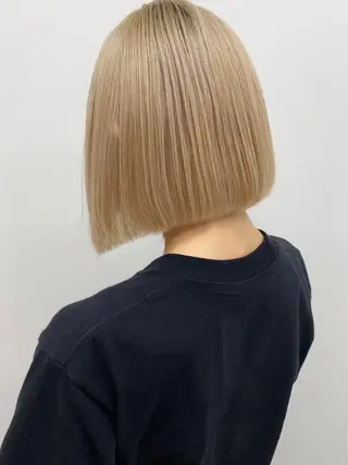 ショート lar 立川南口所属・砂岡 里奈のヘアスタイル