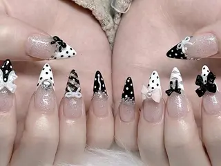 ロング Bling Salonのネイルデザイン