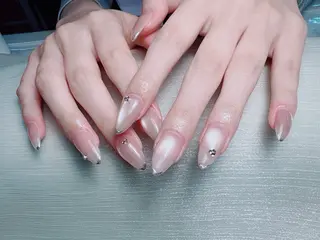 ネイル Yuxi Beauty salon 【ユーシィー ビューティ サロン】所属・ユーシーネイルサロン 池田公園店のネイルデザイン