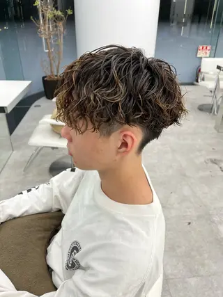 ミディアム カラー パーマ メンズ 森龍馬 メンズ専門美容師のヘアスタイル