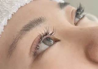 マツエク・マツパ 【岡山/pilina 】白井美緒のヘアスタイル