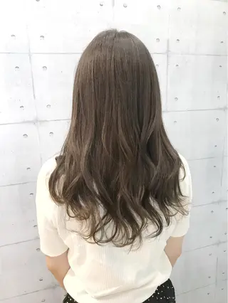 ロング カラー 高木 麻知子のヘアスタイル