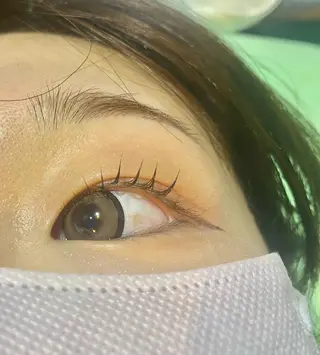 マツエク・マツパ m a o /まつパ/艶カラーのマツエク・マツパデザイン