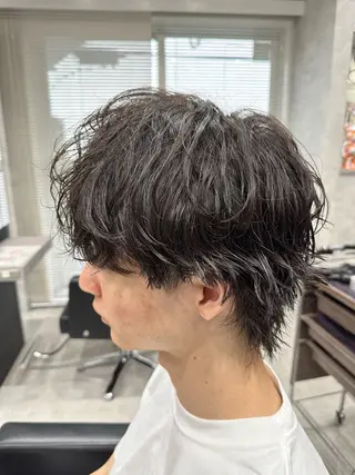 ショート パーマ メンズ ユウ🪄 パーマ指名No1のヘアスタイル
