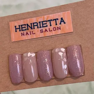 ネイル HENRIETTA NAILSALONのネイルデザイン