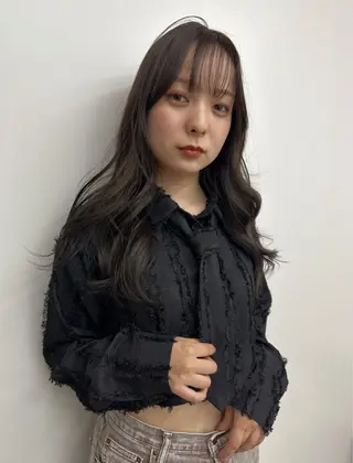ロング カラー newi remi🖤のヘアスタイル