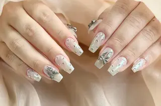 ネイル 小 雨のネイルデザイン