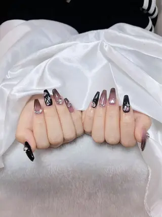 ネイル Amina nail salonのネイルデザイン