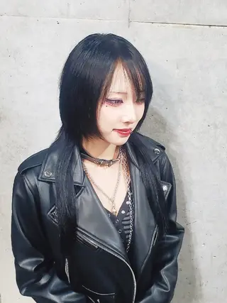 ミディアム カラー HAIR×design ARUE所属・太田 晴菜のヘアスタイル