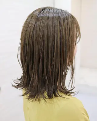 セミロング カラー 斉藤 貴也のヘアスタイル