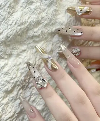 ネイル Tini ANA.CHUOのネイルデザイン