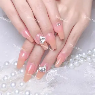 ネイル Kurieitibu 🍬Byu~tīのネイルデザイン