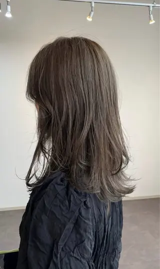 セミロング AUBE HAIR tenjin【オーブヘアーテンジン】所属・nene .のヘアスタイル