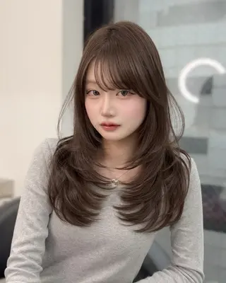 カラー レイヤー🩶盛れる カラー🎀/福岡天神のヘアスタイル