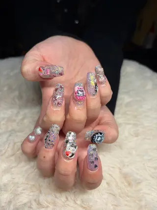 ネイル Lowé所属・Lowé みるくのネイルデザイン