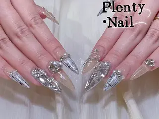 ネイル Diamond Kokona🩷のネイルデザイン