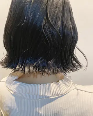 ショート カラー tonari 梅田、中崎町のヘアスタイル