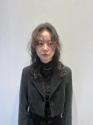 ロング パーマ コテ巻き風パーマ レイヤーカット ぱるのヘアスタイル