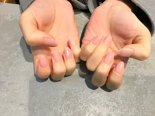 ネイル Nest 岩崎のネイルデザイン